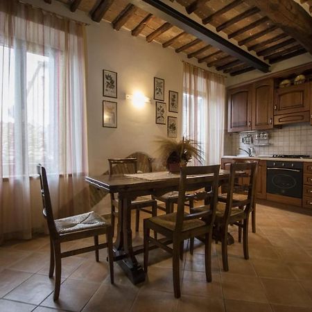 Dimora Tipica Toscana Apartment Monticiano Bagian luar foto