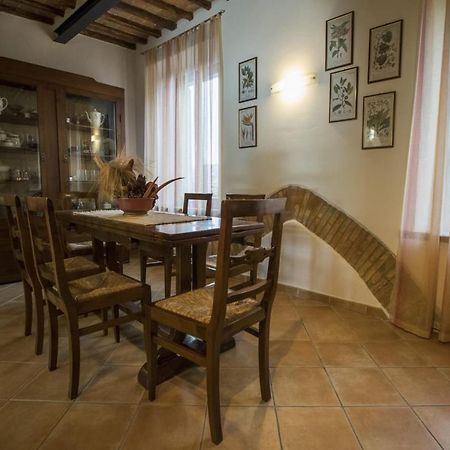 Dimora Tipica Toscana Apartment Monticiano Bagian luar foto