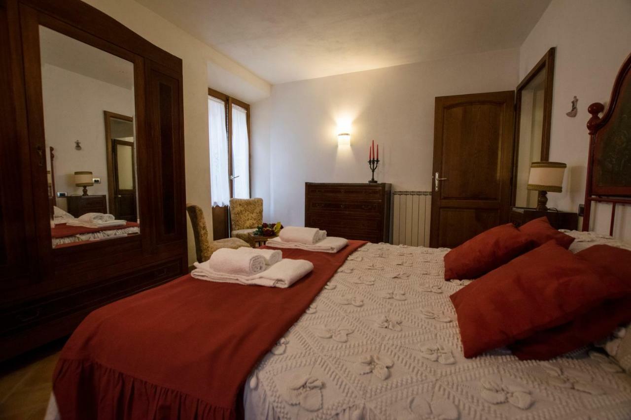 Dimora Tipica Toscana Apartment Monticiano Bagian luar foto