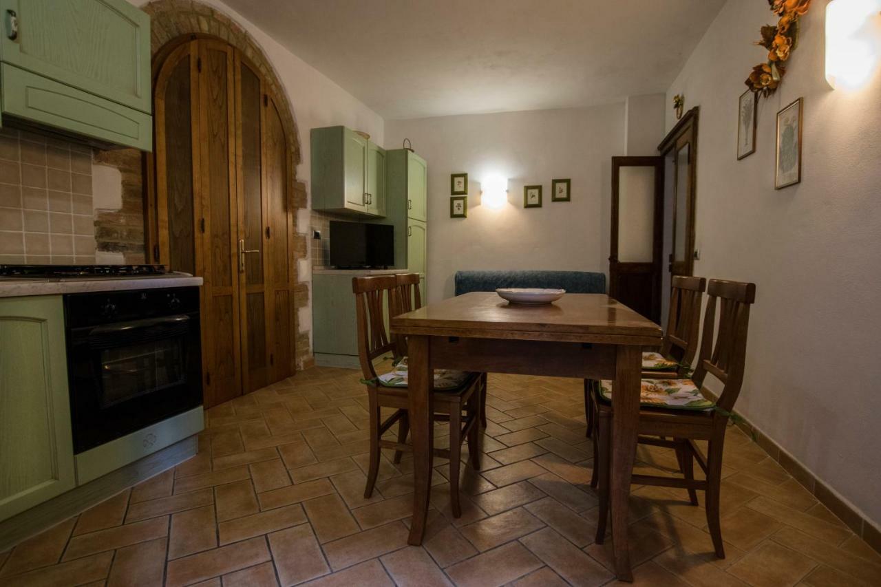 Dimora Tipica Toscana Monticiano Bagian luar foto